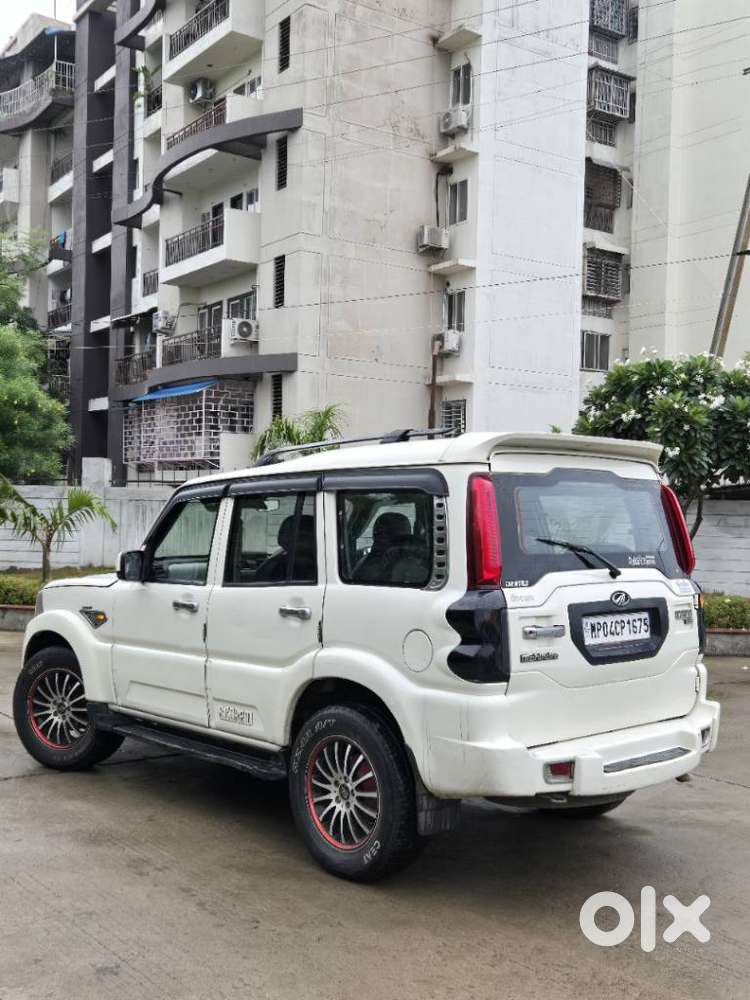 Mahindra Scorpio S6 Plus, 2015, Diesel
