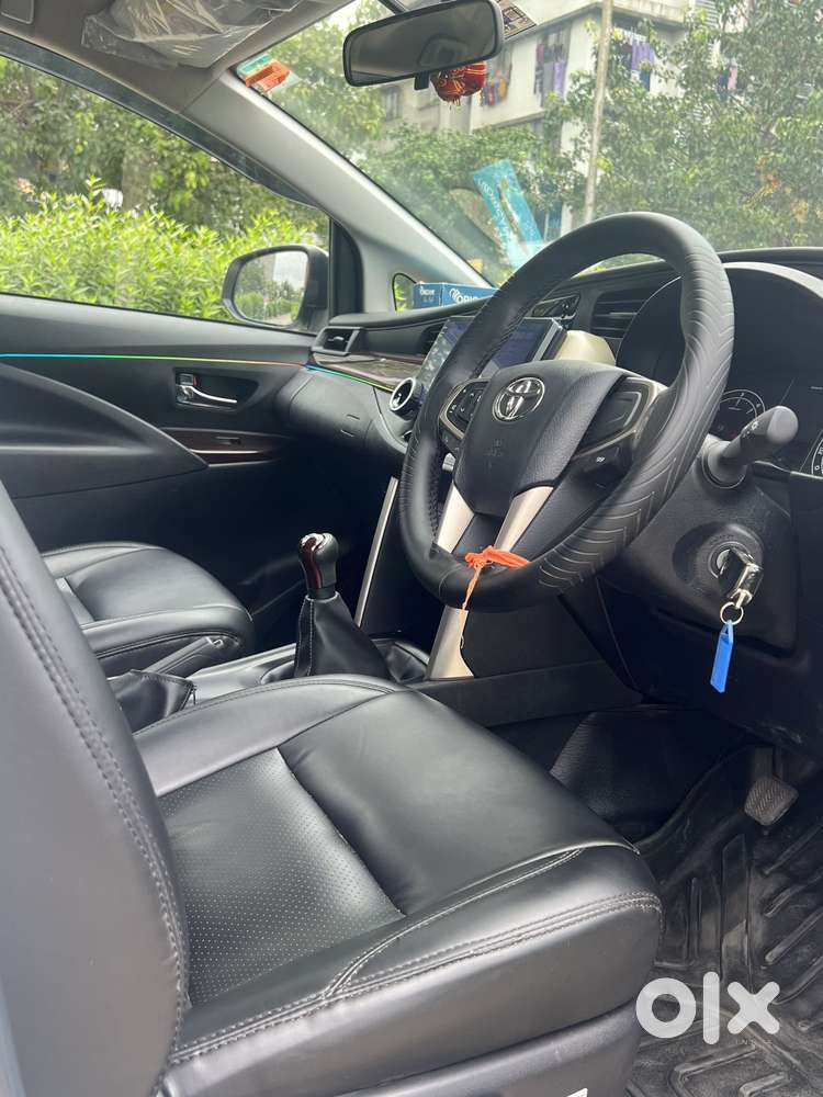 Toyota Innova Crysta [2020-ongoing] 2.4 Gx 7 Str, 2024, Diesel