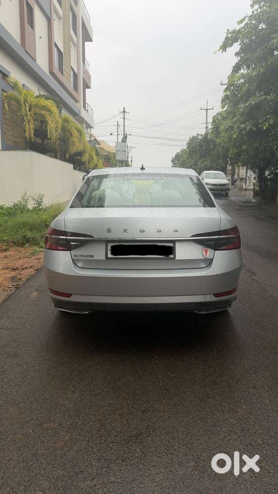 Skoda Superb 2022 Petrol Well Maintained