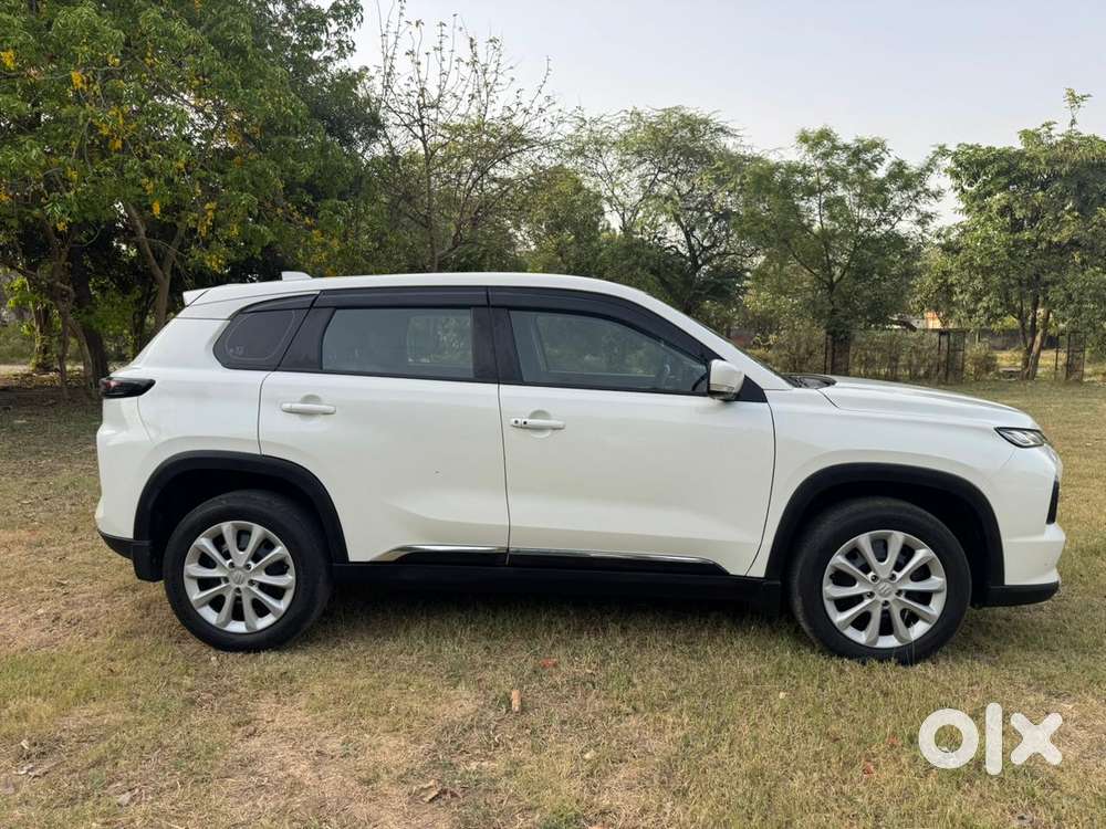 Maruti Suzuki Grand Vitara 1.5 Delta Cng, 2024, Cng & Hybrids