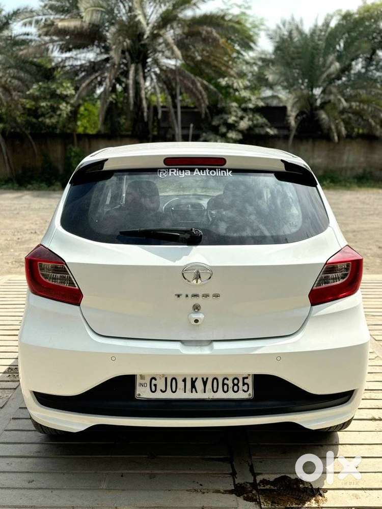 Tata Tiago, 2022, Petrol