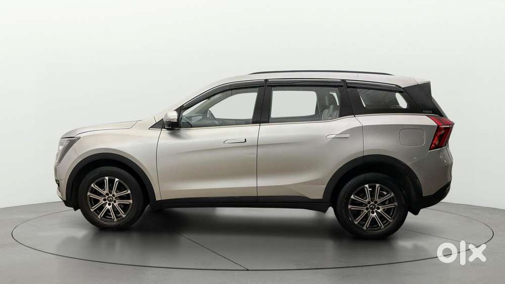 Mahindra Xuv700 2.0 Ax 7 Petrol At Str, 2023, Diesel