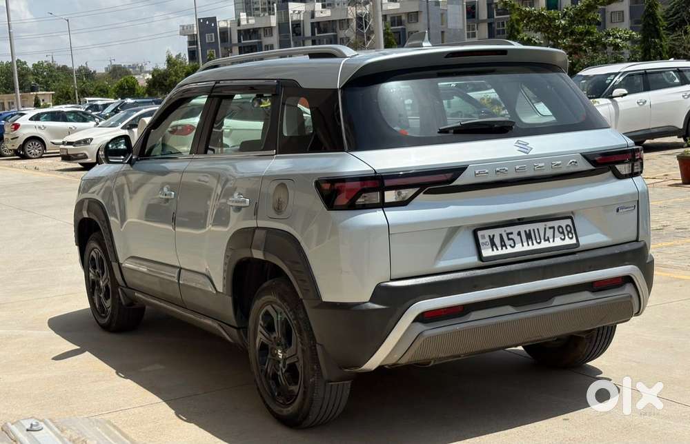 Maruti Suzuki Brezza 1.5 Zxi Plus At Smart Hybrid Dual Tone, 2023, P..