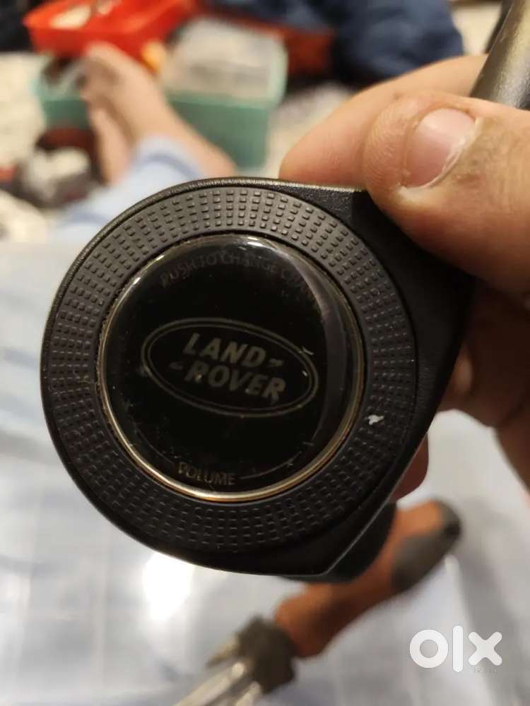 Land rover discovery headphones