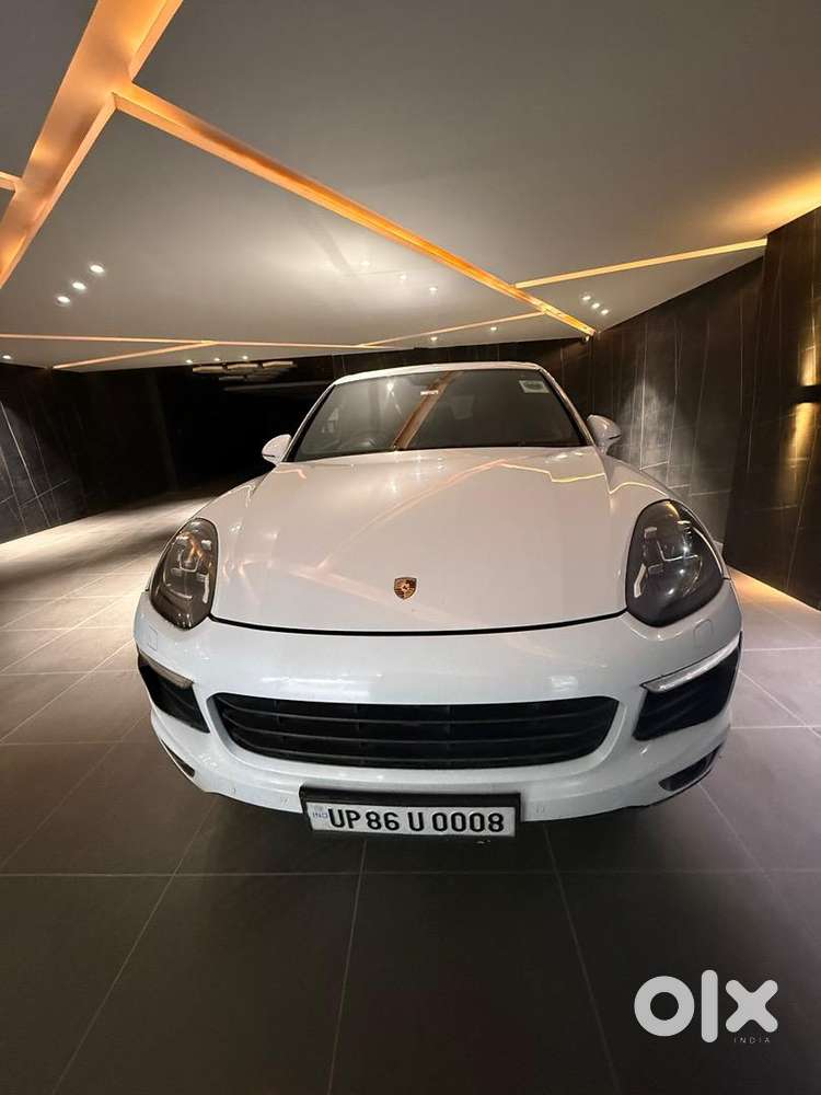 Porsche Diesel Car 2016