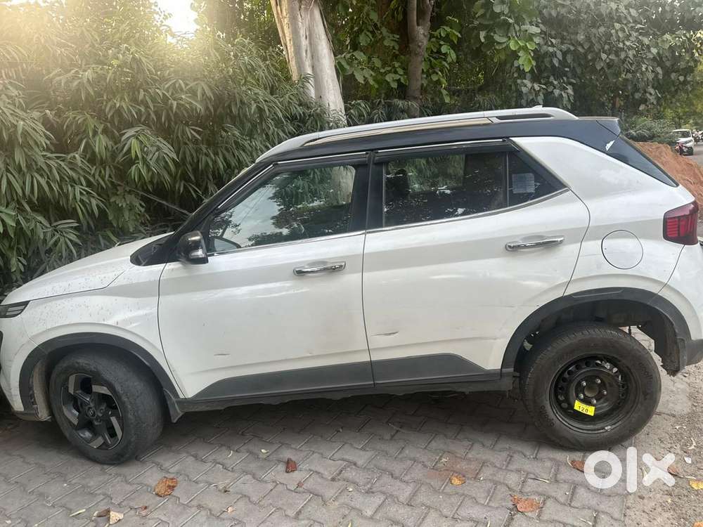 Hyundai Venue 2019 Petrol Automatic