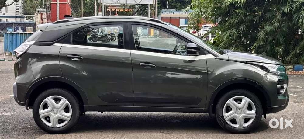 Tata Nexon 1.2 Revotron Xm Plus (s), 2023, Petrol