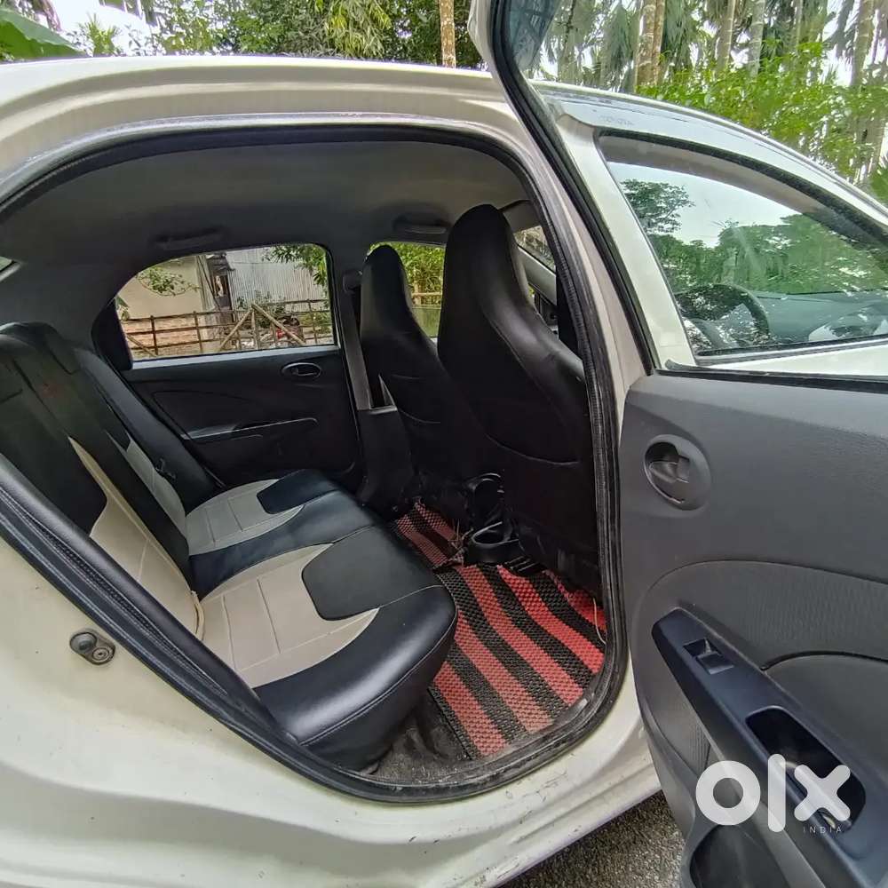 Toyota Etios 2012 Petrol 90000 Km Driven