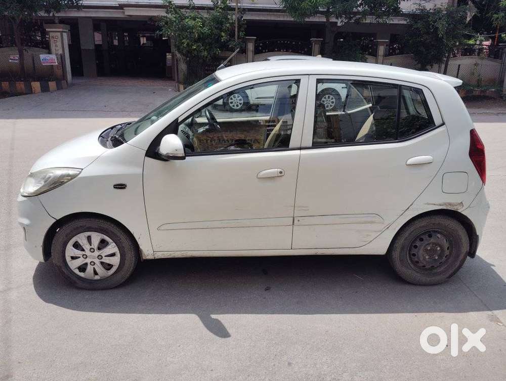 Hyundai I10 Sportz 1.2 At, 2011, Petrol