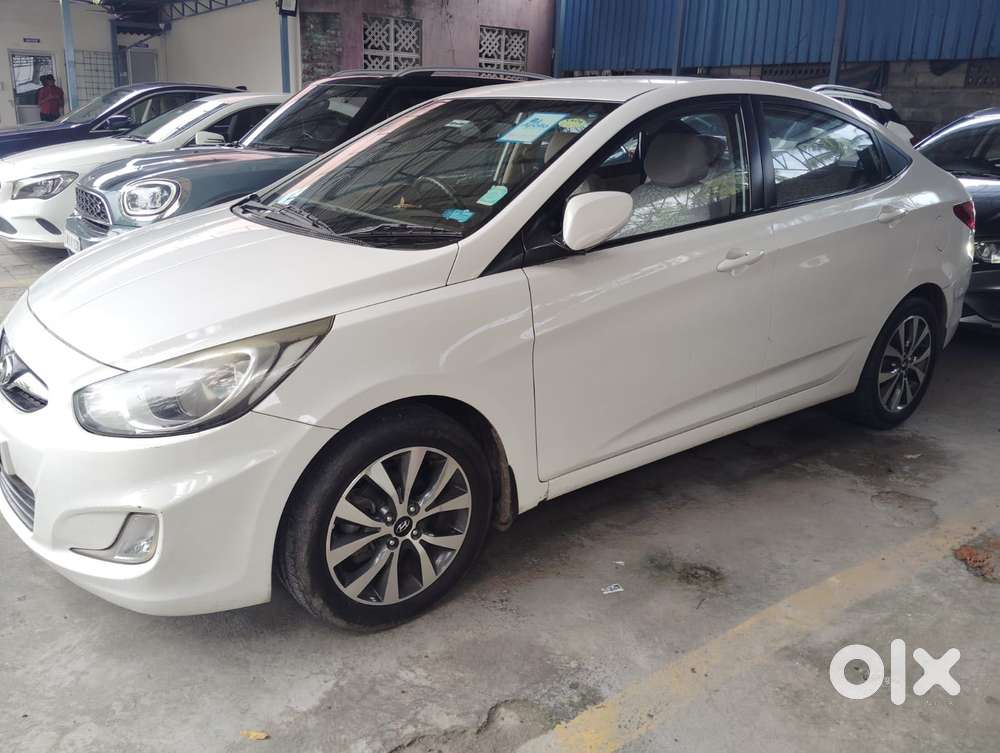 Hyundai Fluidic Verna 1.6 Vtvt Sx, 2013, Petrol