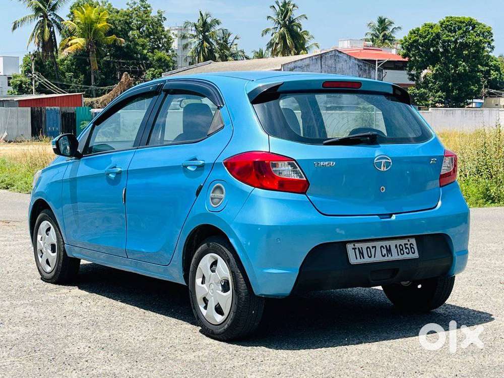 Tata Tiago, 2017, Petrol