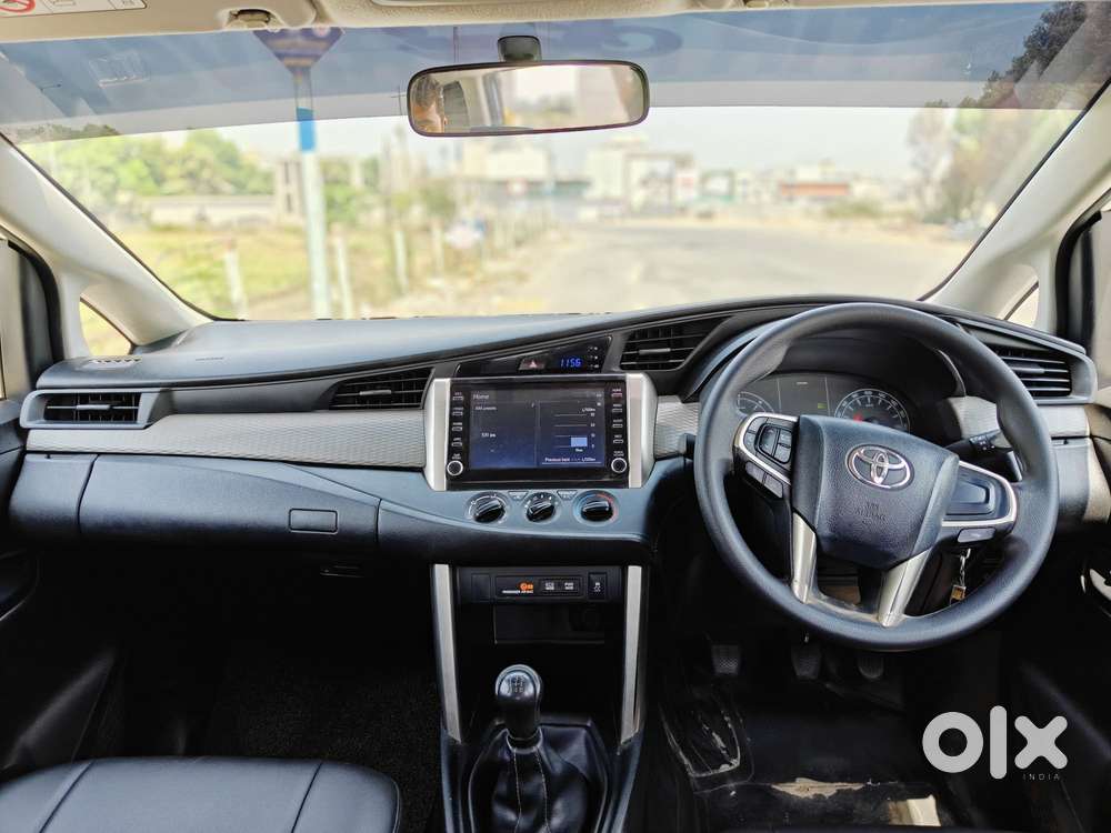 Toyota Innova Crysta 2.4 G Mt 8s, 2022, Diesel