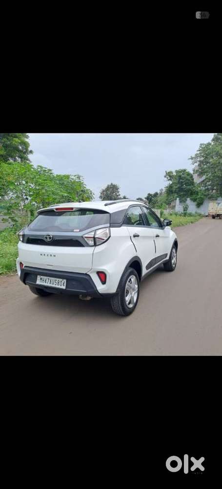 Tata Nexon, 2020, Petrol