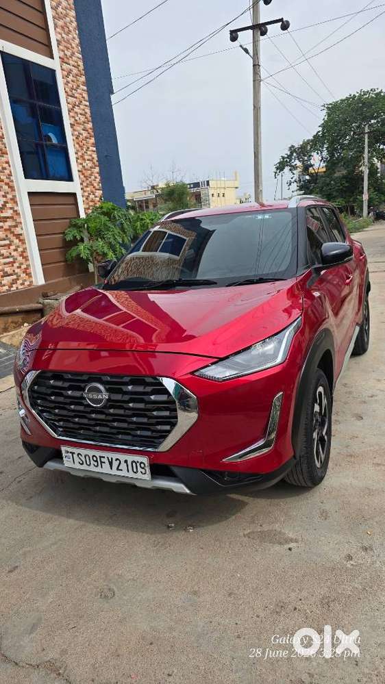 Nissan Magnite 1.0 Xv, 2022, Petrol