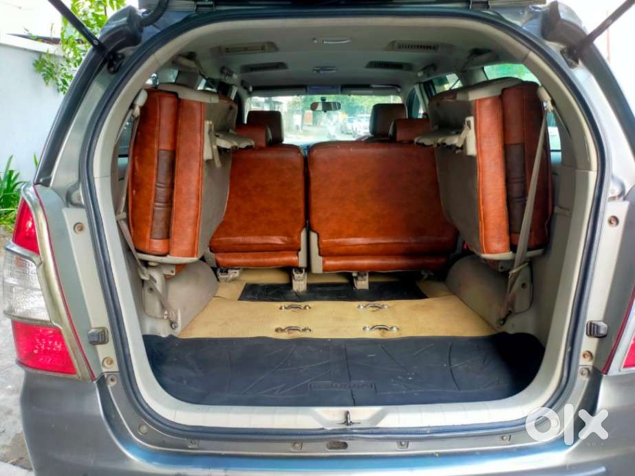 Toyota Innova 2.5 V 7 Str, 2013, Diesel