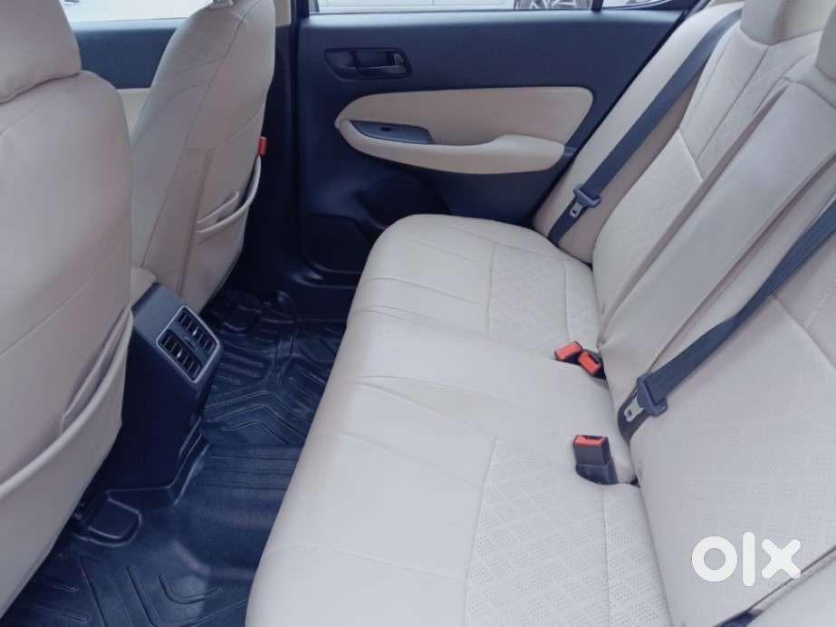 Honda City 1.5 V 5th Gen I-vtec Mt, 2022, Petrol