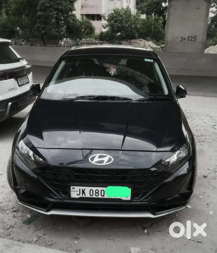 Well Maintained Car In Showroom Condition