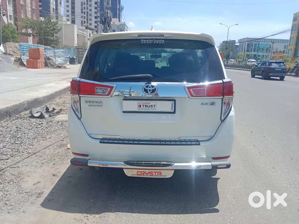 Toyota Innova Crysta 2.8 Zx At 7 Seater, 2018, Diesel