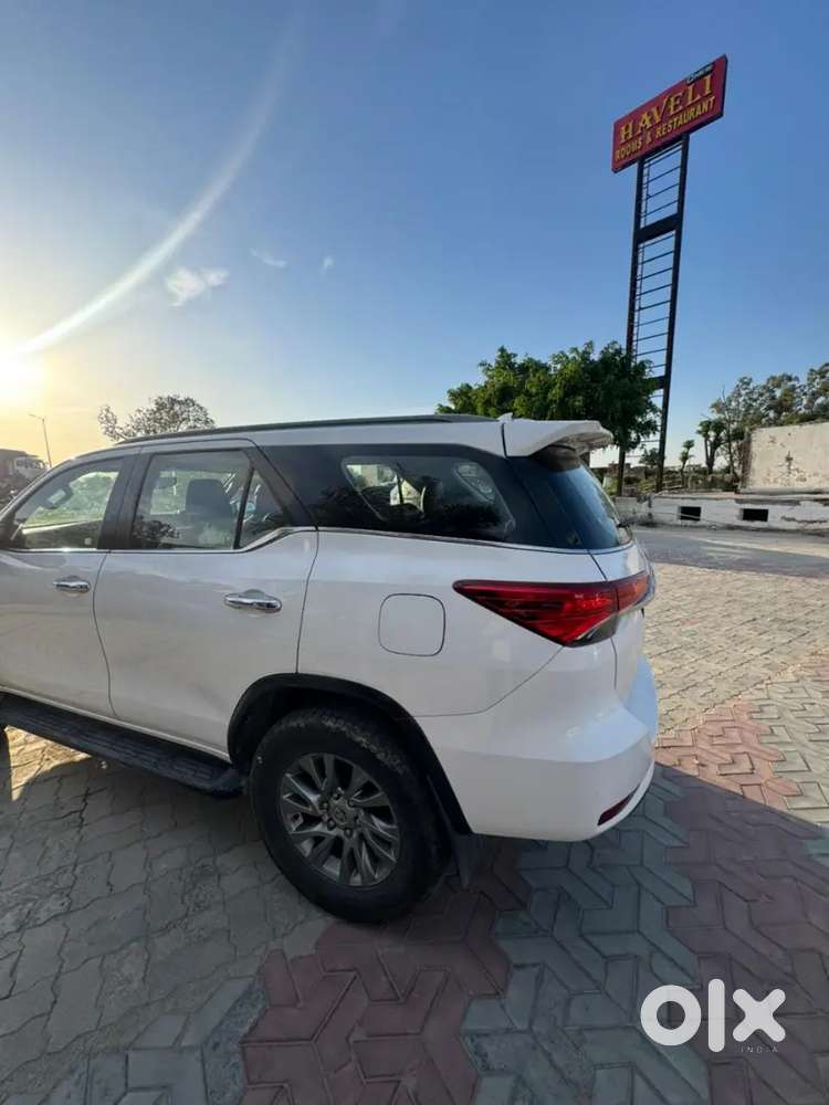 Toyota Fortuner 2016 Diesel 78000 Km Driven 2nd Owner Pb 39 Number