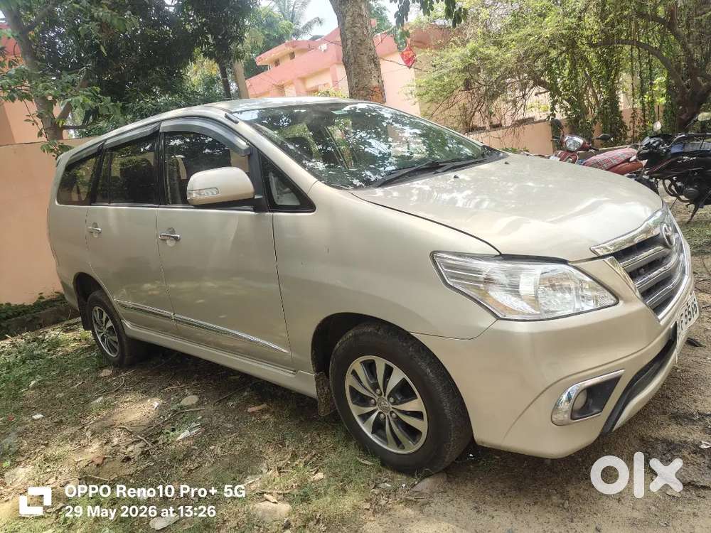 Toyota Innova 2016 Diesel Well Maintained