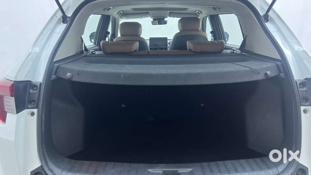 Honda Elevate Zx Cvt, 2023, Petrol