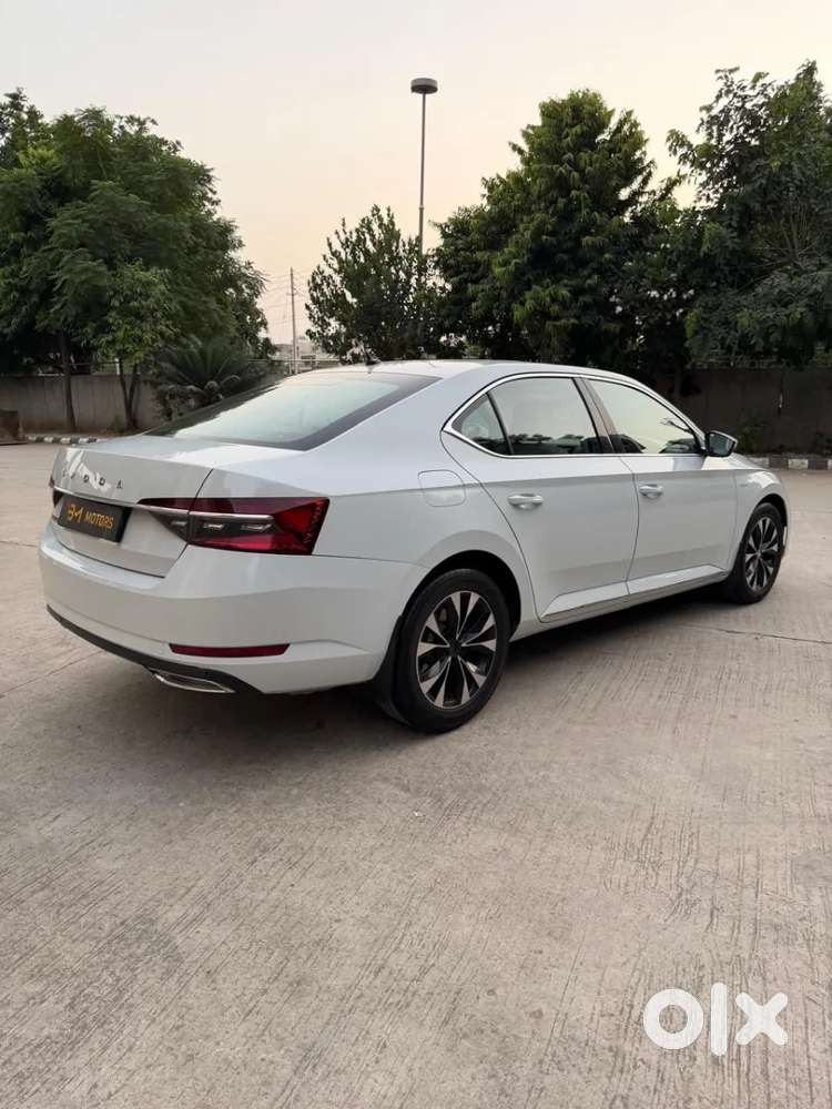 Skoda Superb 2.0 L&k Tsi At, 2020, Petrol