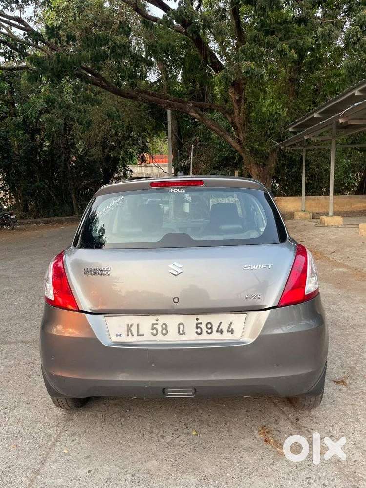 Maruti Suzuki Swift Lxi, 2015, Petrol