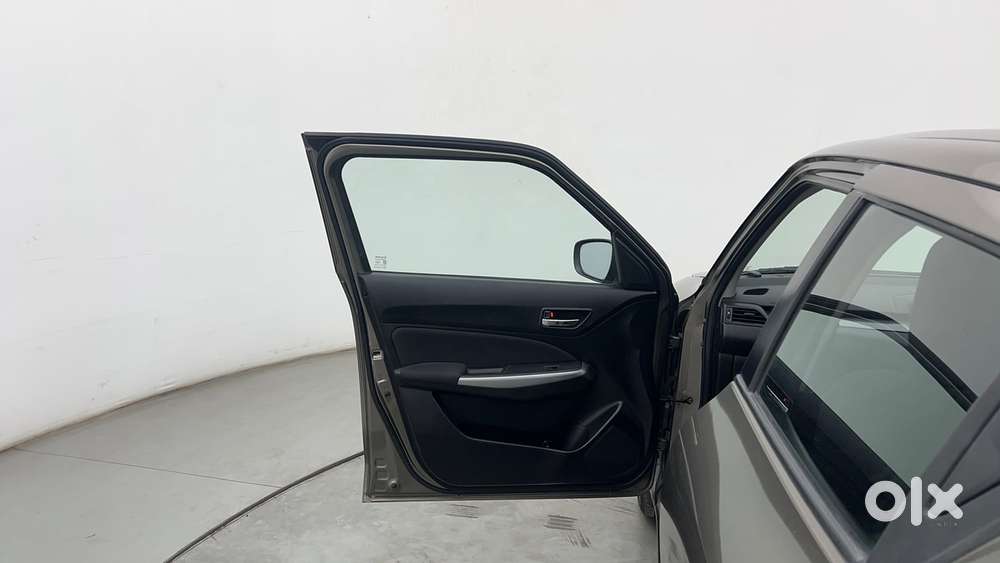 Maruti Suzuki Swift Amt Zxi, 2018, Petrol