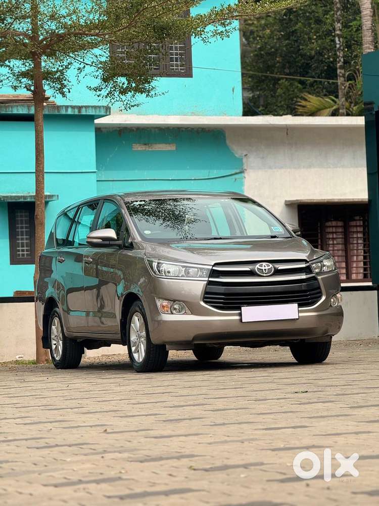Toyota Innova Crysta 2.8 Gx At, 2016, Diesel