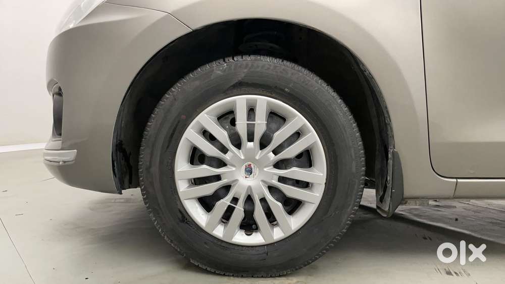 Maruti Suzuki Dzire 1.2 Vxi, 2017, Petrol