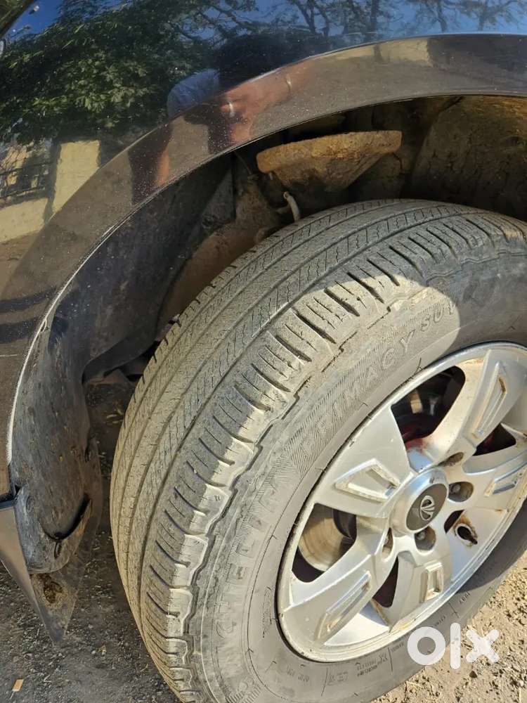 Mahindra Xuv500 Diesel 107000 Km Driven