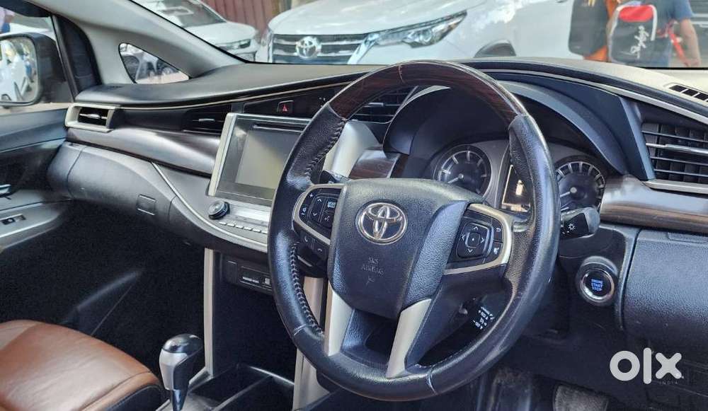 Toyota Innova Crysta 2.8z Automatic, 2018, Diesel