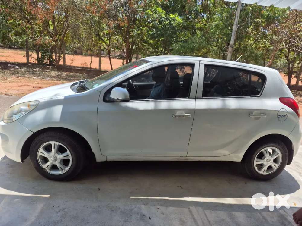 Hyundai I20 Sportz 2011 Petrol