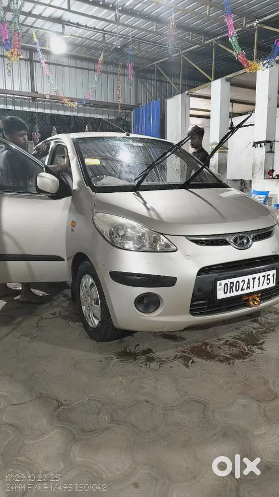 Hyundai Grand I10 16 Petrol 92000 Km Driven