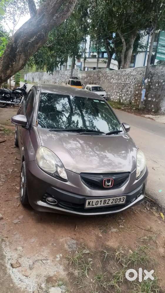 Honda Brio 2015 Petrol 98000 Km Driven