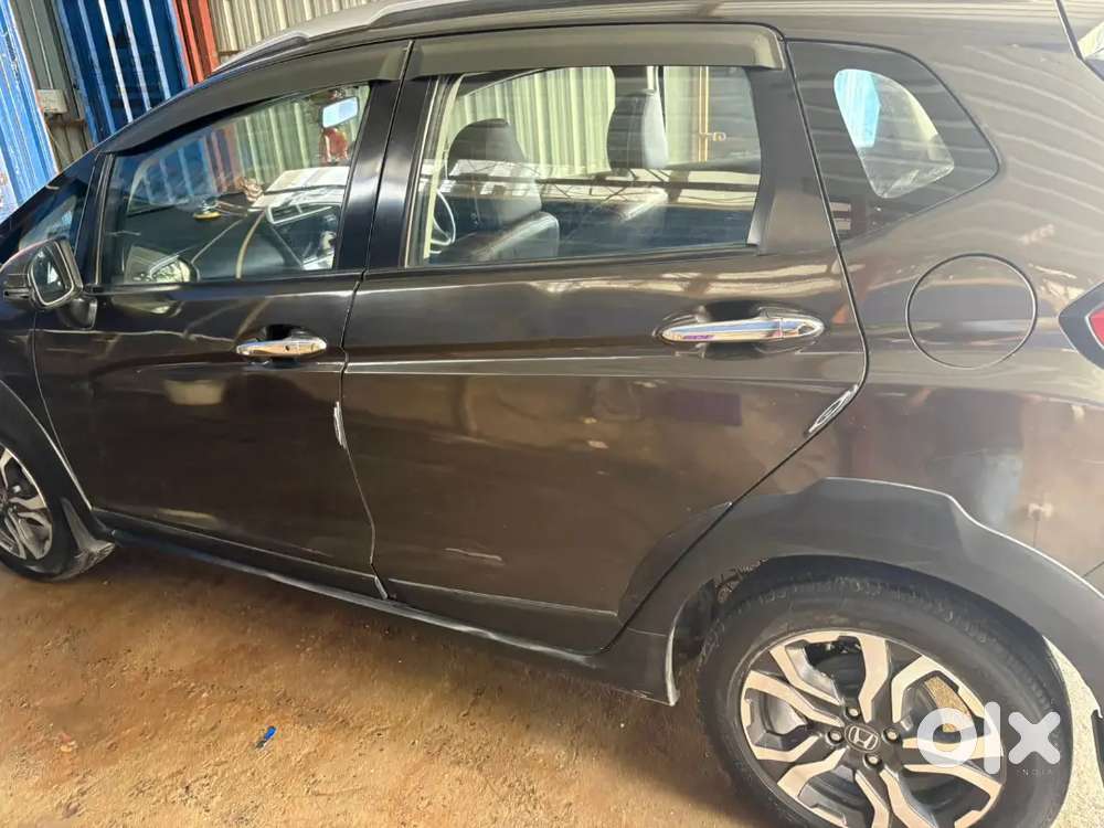 Well Maintained Car With Vip No Plate  0005 .