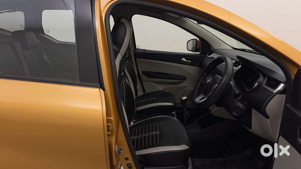 Renault Triber Rxz, 2020, Petrol