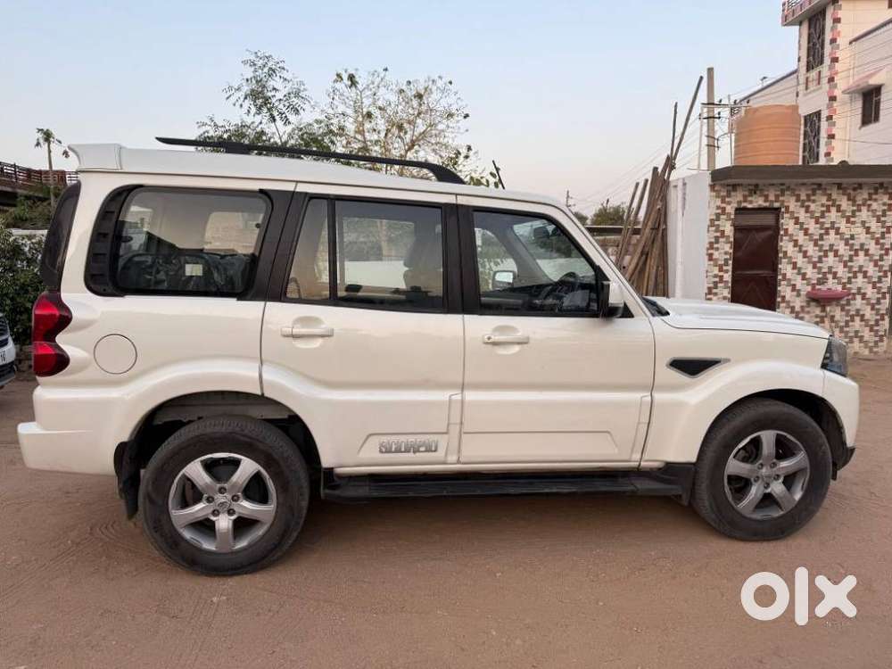 Mahindra Scorpio S11 Mt 7s, 2021, Diesel