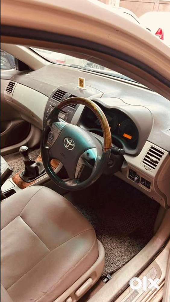 Toyota Corolla Altis 2010 Cng & Hybrids Well Maintained