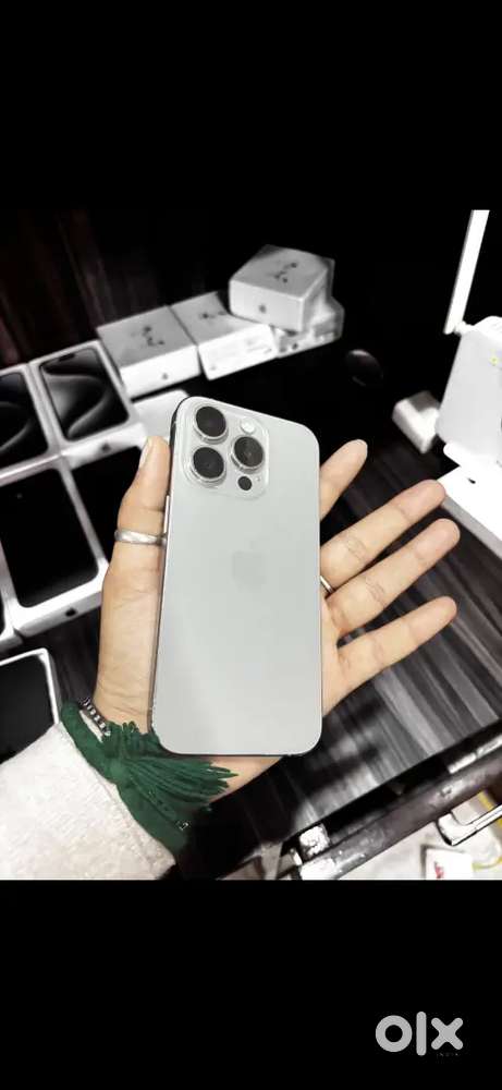 iPhone 15 pro used model but new condition in your budget.