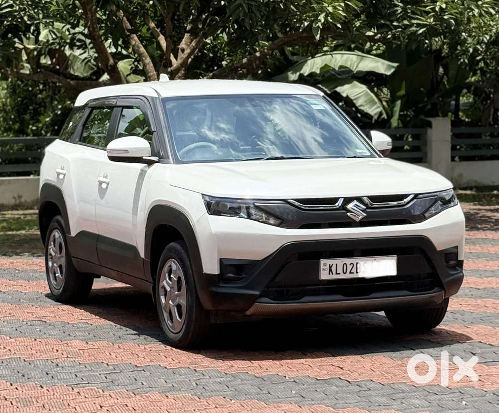Maruti Suzuki Brezza 1.5 Vxi Smart Hybrid, 2022, Petrol