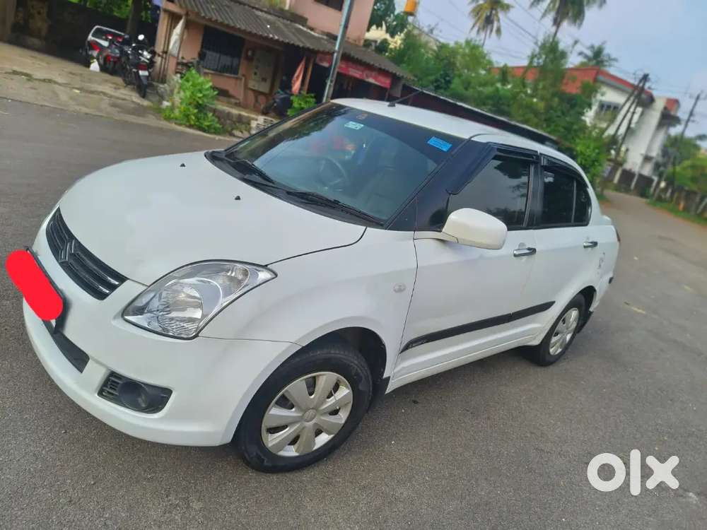 Maruti Suzuki Dzire 1.2 Vxi 2010