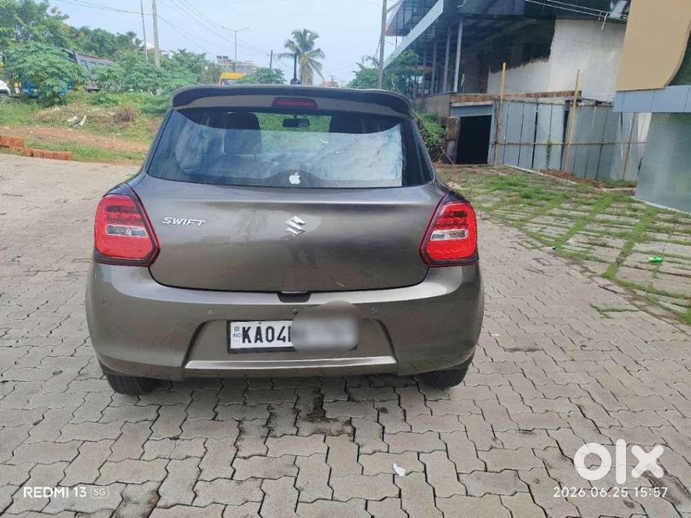 Maruti Suzuki Swift Amt Vxi, 2022, Petrol