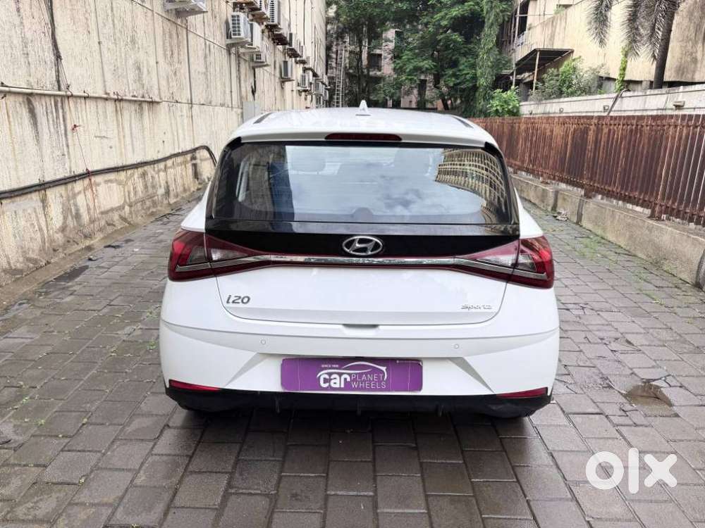 Hyundai I20 Sportz 1.2 Ivt, 2023, Petrol