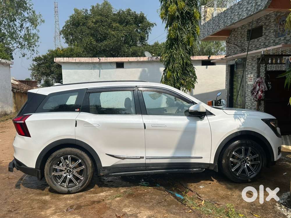 Mahindra Xuv700 Diesel 2002