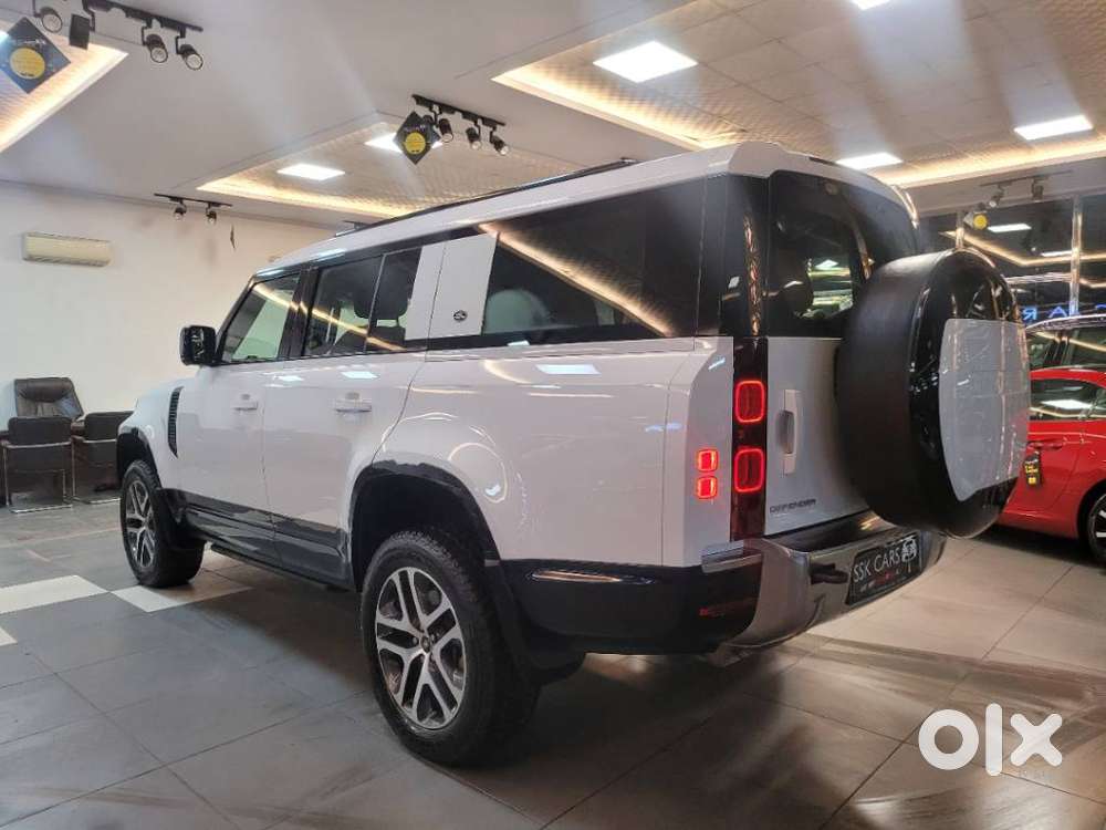 Land Rover Defender 3.0 L 130 Hse, 2023, Diesel
