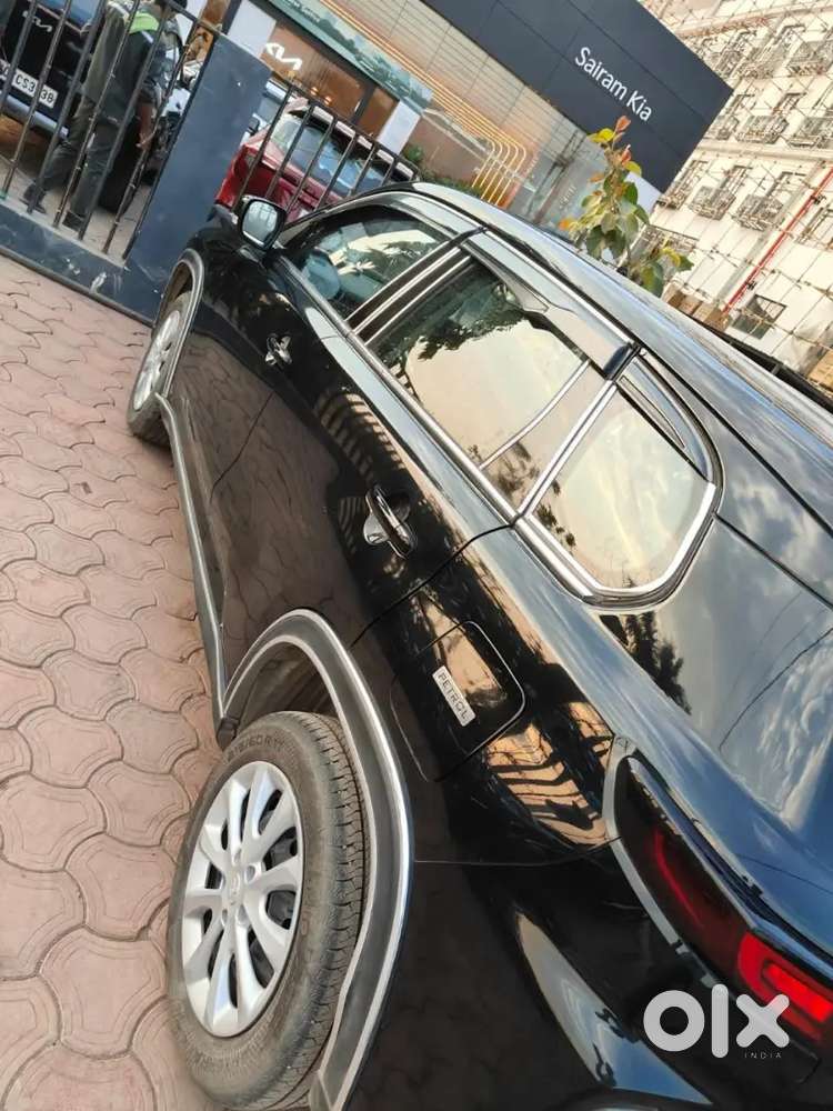 Toyota Urban Cruiser Hyryder 2024 With 42000 Km Driven