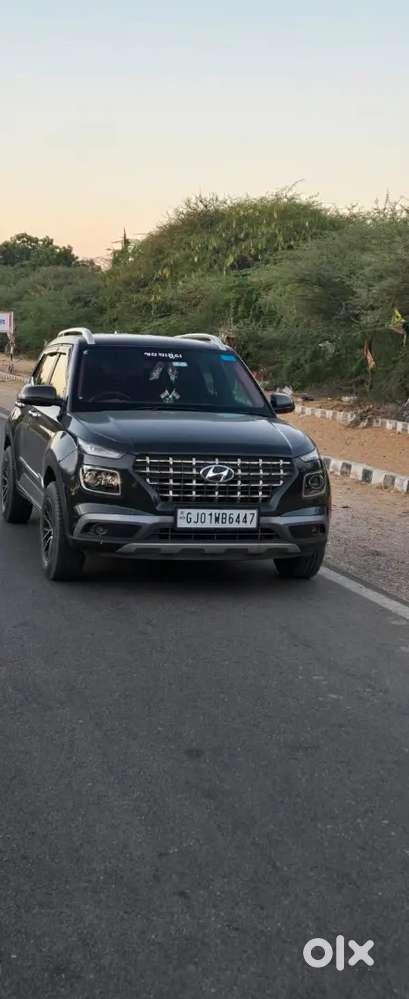 Hyundai Venue 2021 Petrol Manual