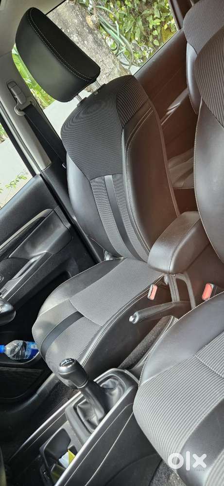 Maruti Suzuki Xl6 1.5 Zeta Mt, 2022, Petrol