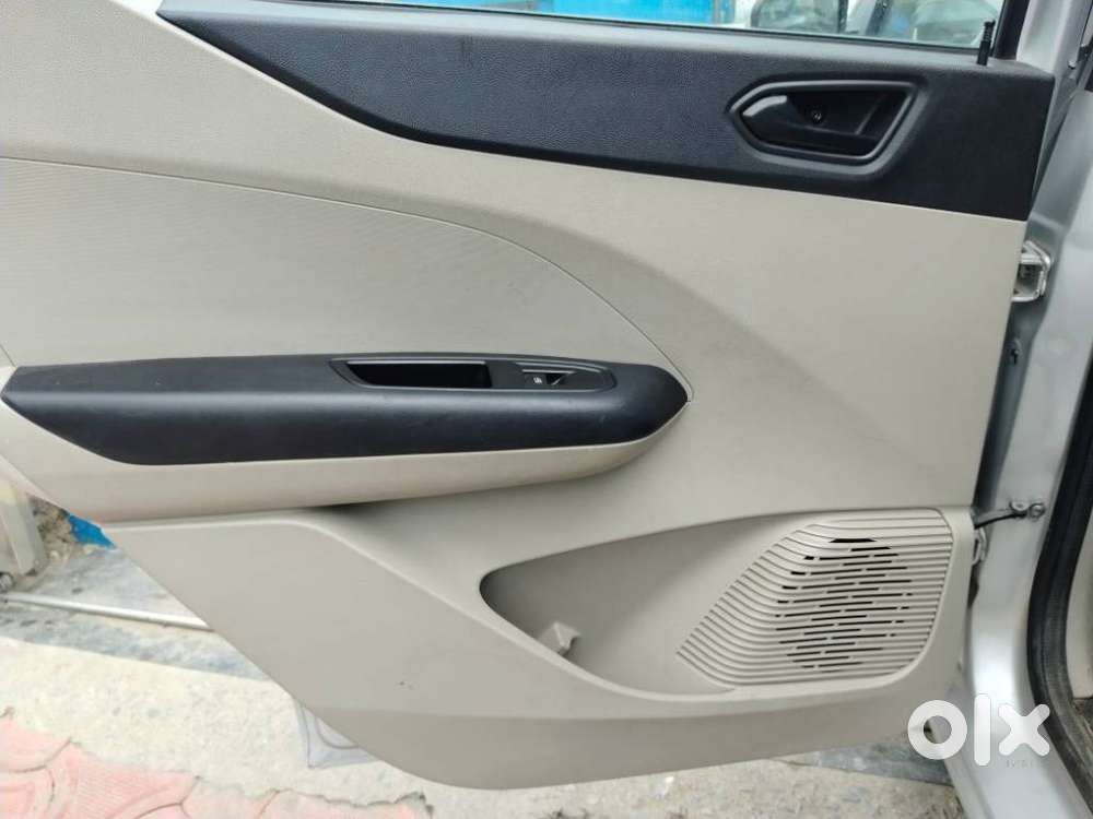 Renault Triber Rxt, 2019, Petrol